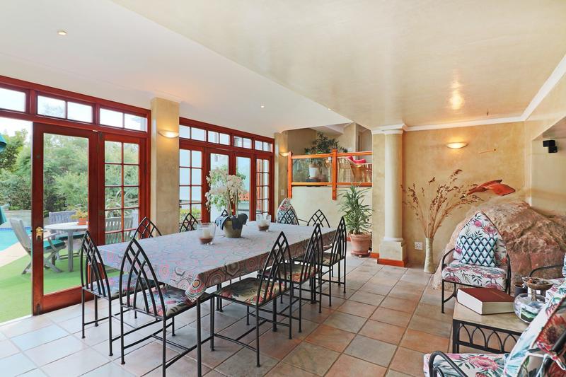 4 Bedroom Property for Sale in Camps Bay Western Cape